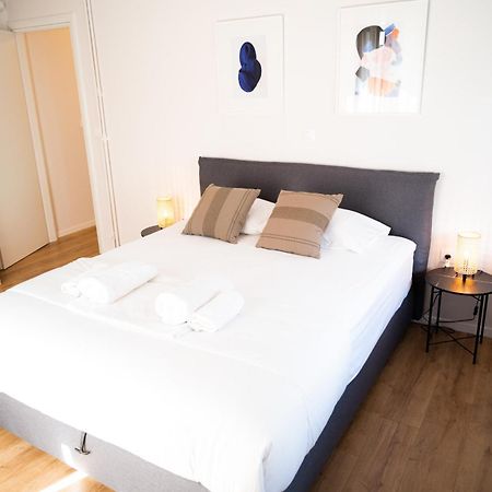 Urban Comfort 2 Bdrm Next To Metro Athènes Extérieur photo